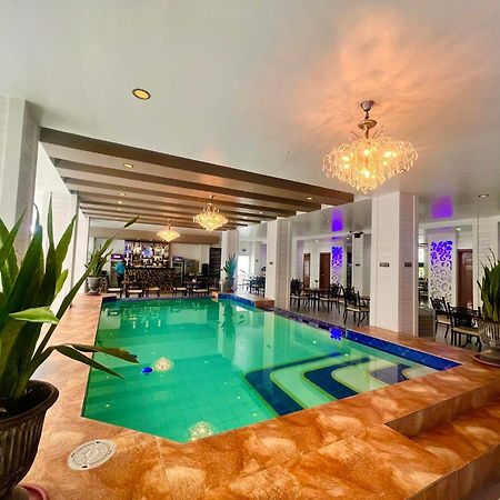 Bergamo Hotel Lingayen Eksteriør billede